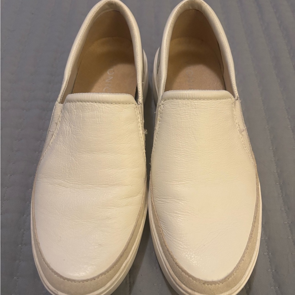 Vionic Kearny White Platform Slip-On Sneakers with Silver Heel EUC Womens 9 - Picture 4 of 9